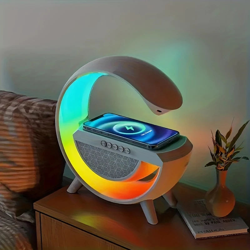 Lampara G Con Altavoz Y Luz RGB Carga QI